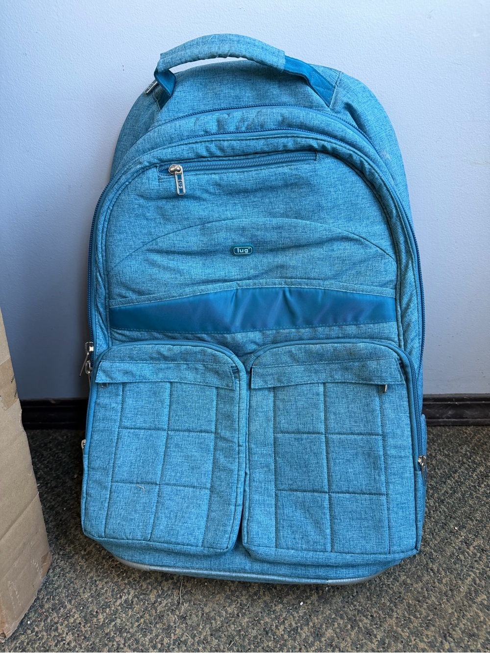 Lug Rolling Travel Bag